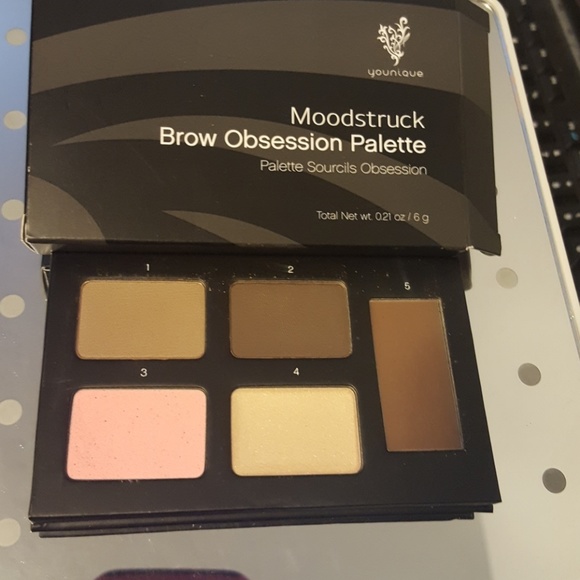 younique Other - NIB brow Obsession palette